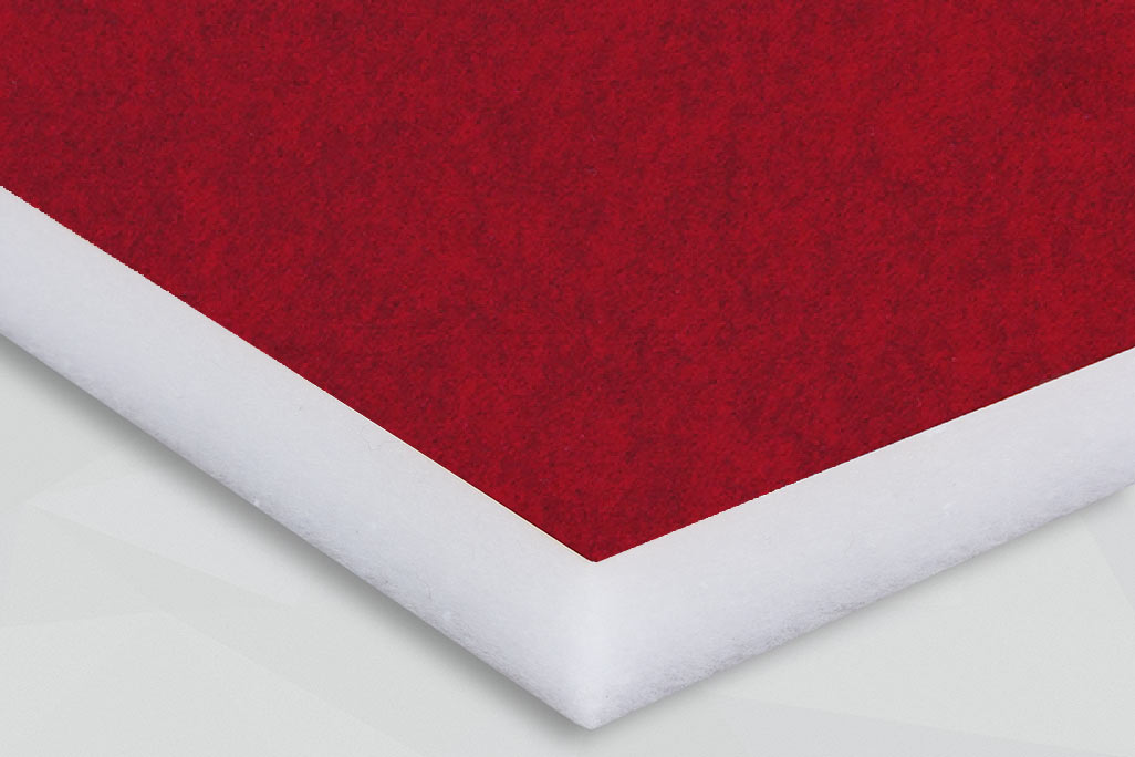 Weisse PES-Vliesplatte liegend, mit einer melierten Filzoberfläche in der Farbe Rot