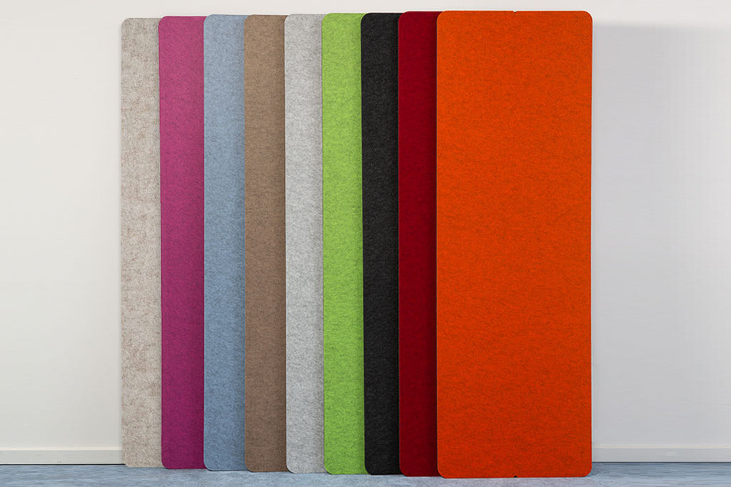 Alle 9 Farben unserer Stellwände nebeneinander aufgereiht.